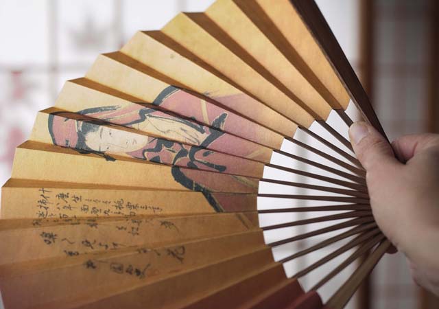 japanese folding fan sensu ukiyoe utamaro woman