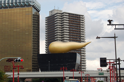 Statue sur Asahi Beer Azumabashi.