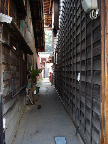 Japanese Alleys