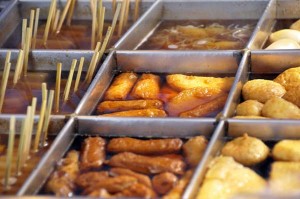Oden Pot at Stands and Stores. Copy right ★かたちゃん★