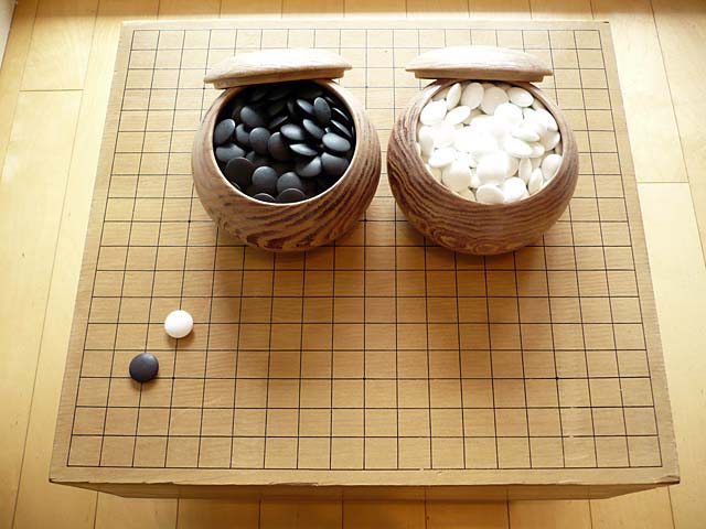 go game board stones