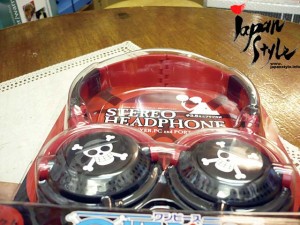 headphone one piece