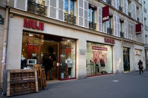 MUJI in Paris. "xiaming" some rights reserved. flickr