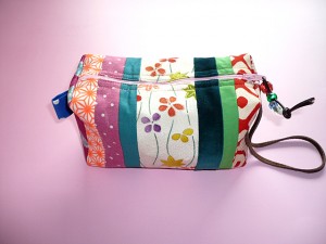 pouch090930-01