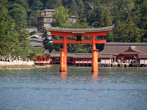 torii