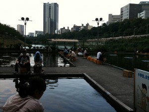Fishing Pool in Tokyo. "takuhitosotome" some rights reserved. flickr